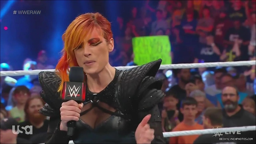 WWE_Monday_Night_Raw_2022_06_20_720p_HDTV_x264-NWCHD_mp4_000366766.jpg