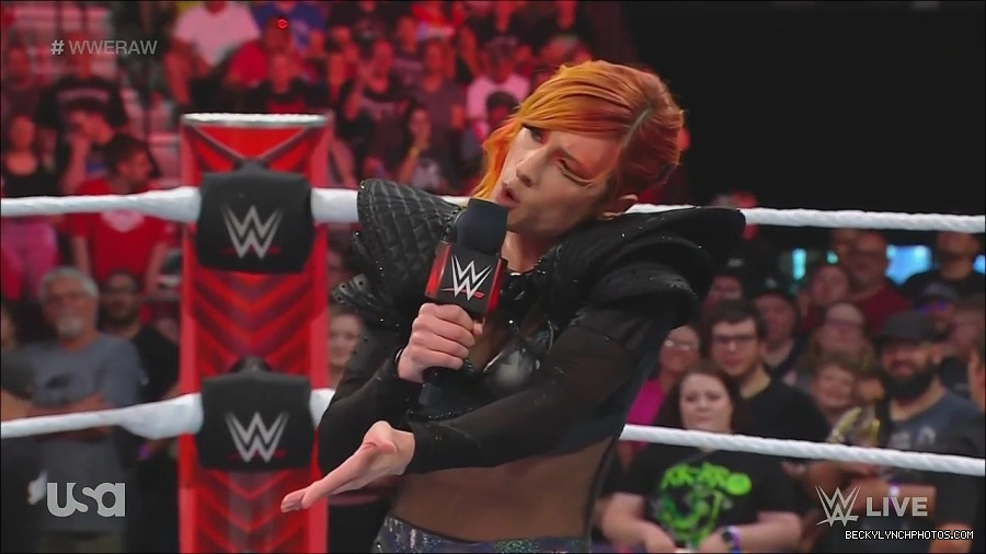 WWE_Monday_Night_Raw_2022_06_20_720p_HDTV_x264-NWCHD_mp4_000436436.jpg
