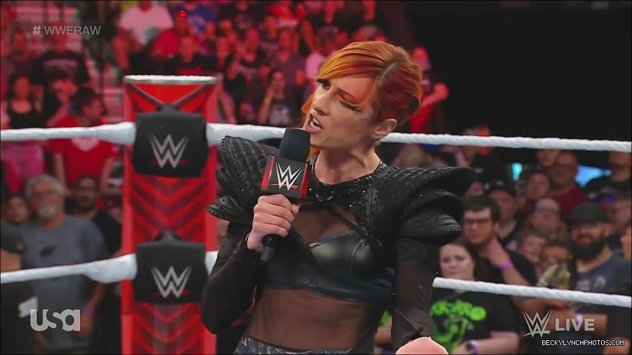 WWE_Monday_Night_Raw_2022_06_20_720p_HDTV_x264-NWCHD_mp4_000437236.jpg