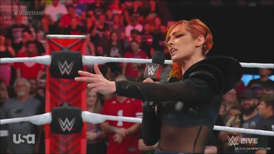 WWE_Monday_Night_Raw_2022_06_20_720p_HDTV_x264-NWCHD_mp4_000438037.jpg