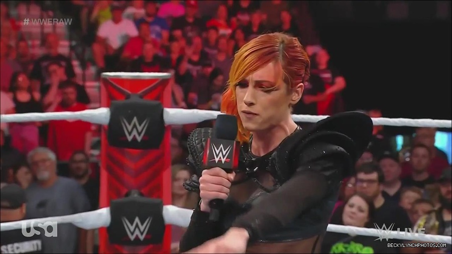 WWE_Monday_Night_Raw_2022_06_20_720p_HDTV_x264-NWCHD_mp4_000441240.jpg