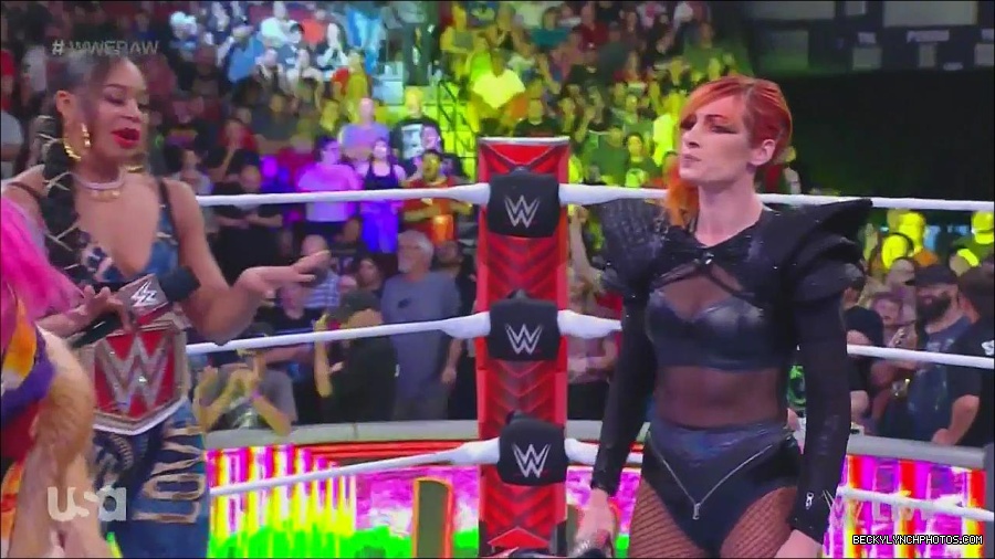 WWE_Monday_Night_Raw_2022_06_20_720p_HDTV_x264-NWCHD_mp4_000448047.jpg