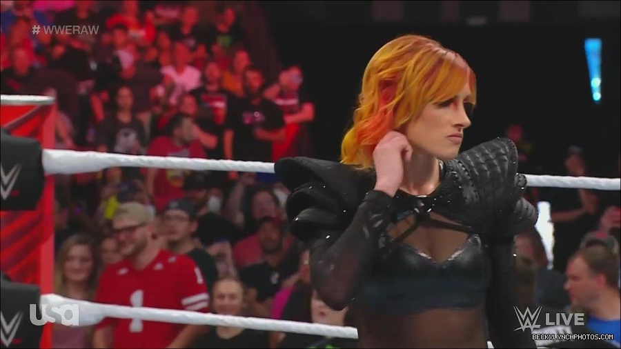 WWE_Monday_Night_Raw_2022_06_20_720p_HDTV_x264-NWCHD_mp4_000487520.jpg