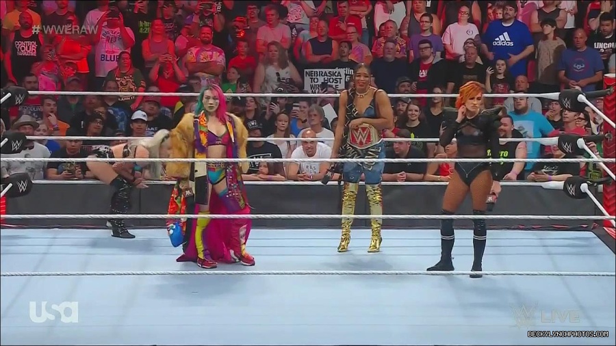 WWE_Monday_Night_Raw_2022_06_20_720p_HDTV_x264-NWCHD_mp4_000487920.jpg