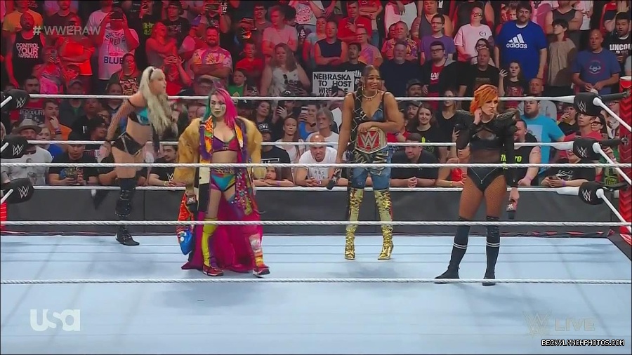 WWE_Monday_Night_Raw_2022_06_20_720p_HDTV_x264-NWCHD_mp4_000488321.jpg