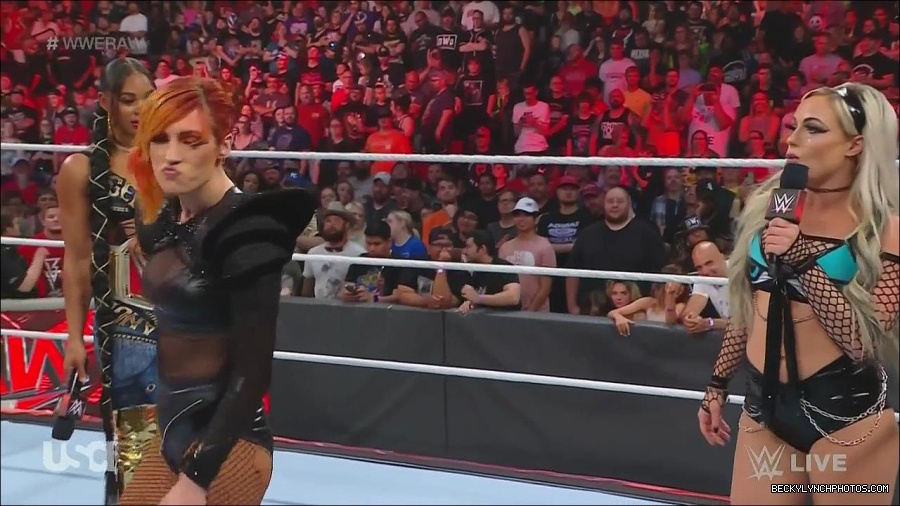 WWE_Monday_Night_Raw_2022_06_20_720p_HDTV_x264-NWCHD_mp4_000493926.jpg