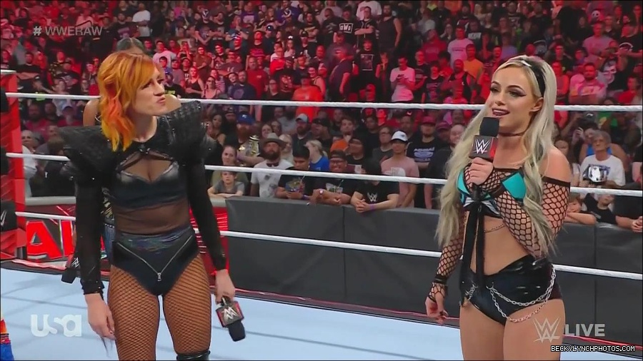 WWE_Monday_Night_Raw_2022_06_20_720p_HDTV_x264-NWCHD_mp4_000495127.jpg