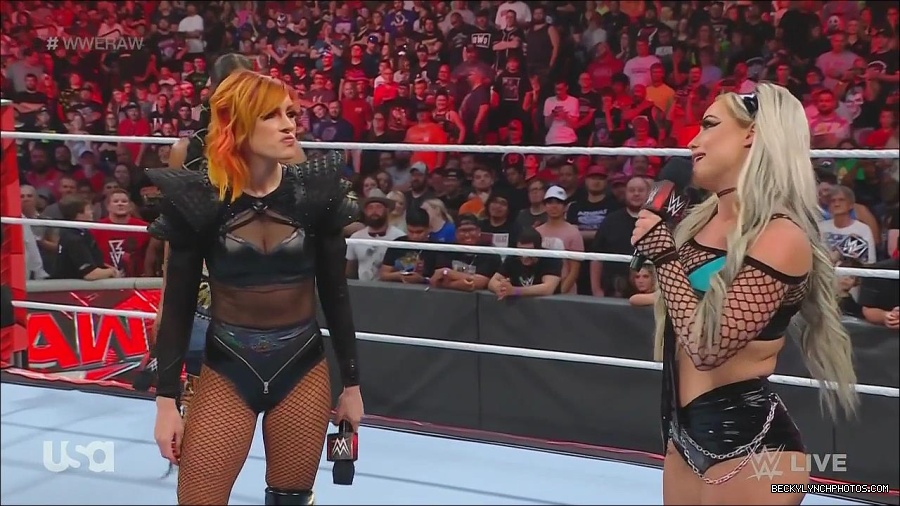 WWE_Monday_Night_Raw_2022_06_20_720p_HDTV_x264-NWCHD_mp4_000495928.jpg