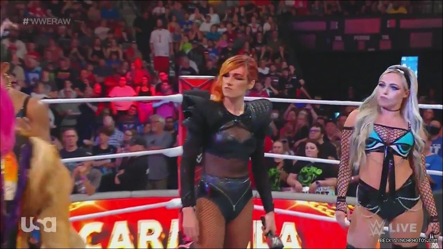 WWE_Monday_Night_Raw_2022_06_20_720p_HDTV_x264-NWCHD_mp4_000503936.jpg