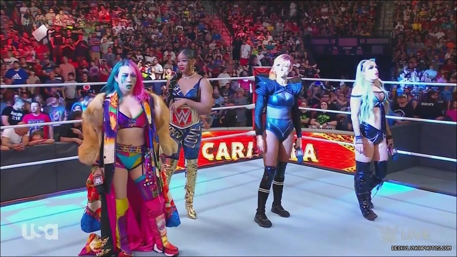 WWE_Monday_Night_Raw_2022_06_20_720p_HDTV_x264-NWCHD_mp4_000506739.jpg