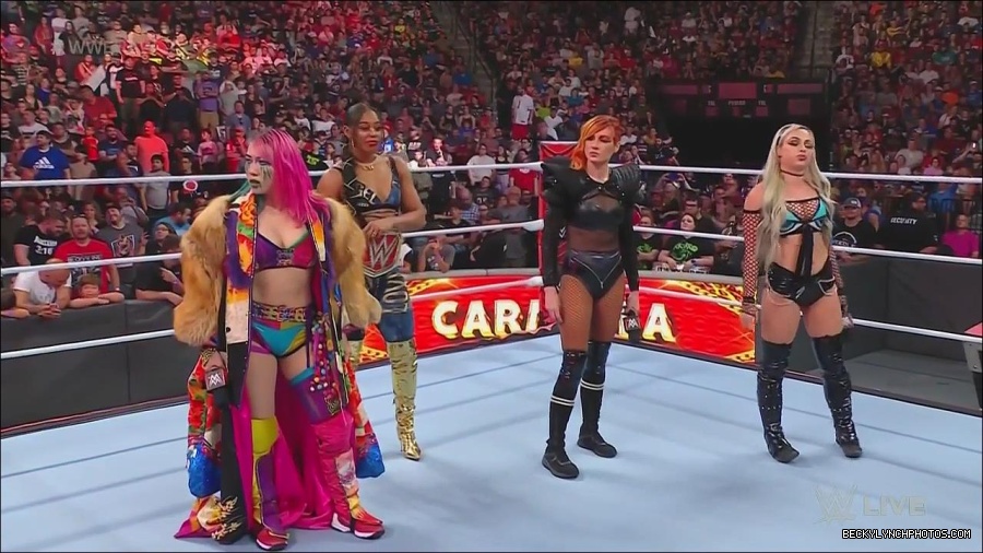 WWE_Monday_Night_Raw_2022_06_20_720p_HDTV_x264-NWCHD_mp4_000507540.jpg