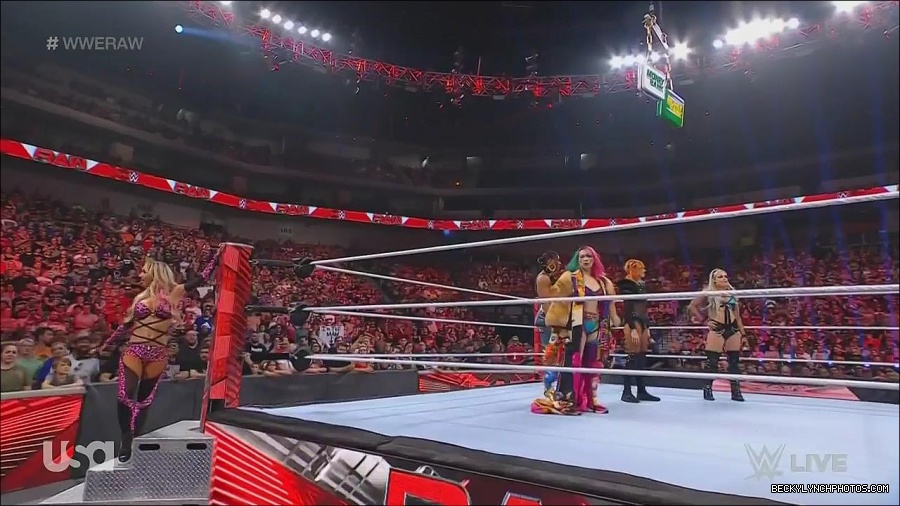 WWE_Monday_Night_Raw_2022_06_20_720p_HDTV_x264-NWCHD_mp4_000537169.jpg
