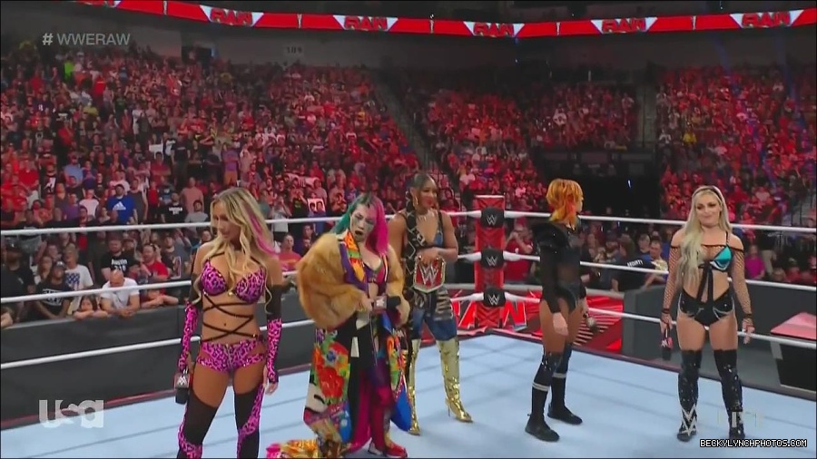 WWE_Monday_Night_Raw_2022_06_20_720p_HDTV_x264-NWCHD_mp4_000615648.jpg