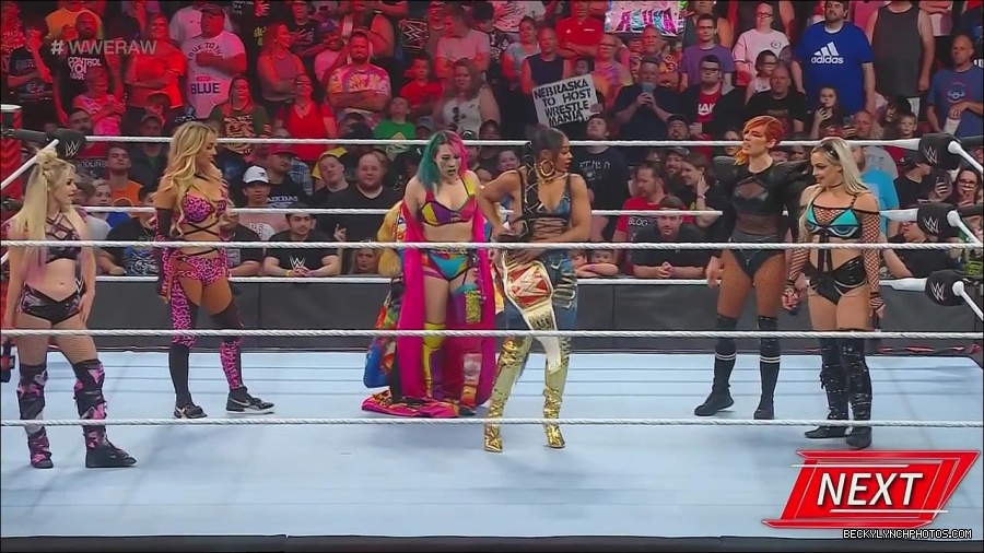 WWE_Monday_Night_Raw_2022_06_20_720p_HDTV_x264-NWCHD_mp4_000676308.jpg