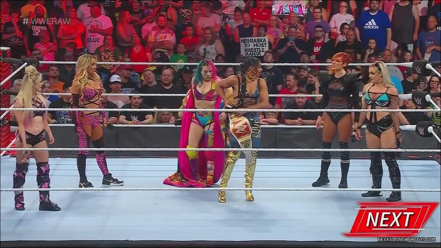 WWE_Monday_Night_Raw_2022_06_20_720p_HDTV_x264-NWCHD_mp4_000676709.jpg