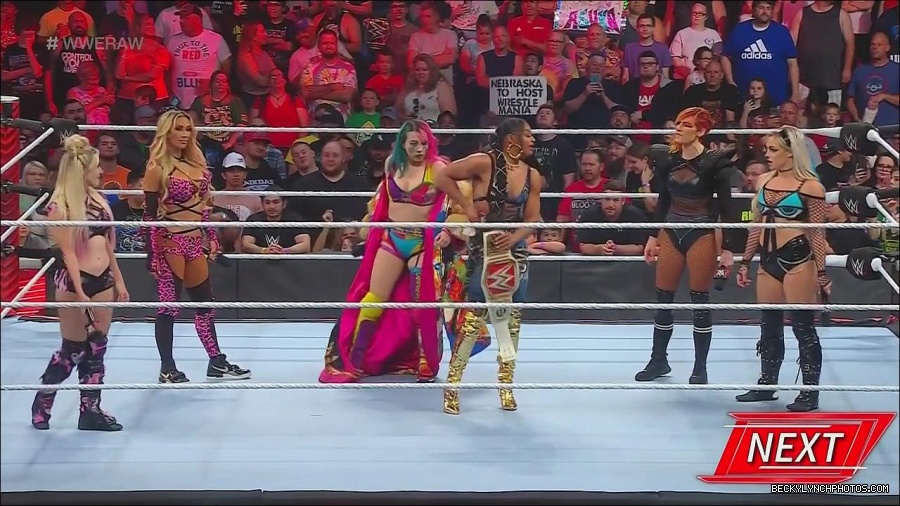 WWE_Monday_Night_Raw_2022_06_20_720p_HDTV_x264-NWCHD_mp4_000677109.jpg
