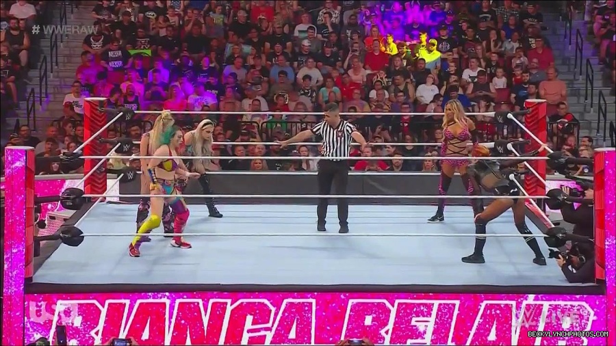 WWE_Monday_Night_Raw_2022_06_20_720p_HDTV_x264-NWCHD_mp4_000695928.jpg