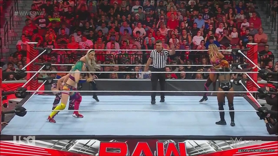 WWE_Monday_Night_Raw_2022_06_20_720p_HDTV_x264-NWCHD_mp4_000697930.jpg