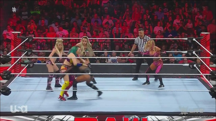WWE_Monday_Night_Raw_2022_06_20_720p_HDTV_x264-NWCHD_mp4_000699932.jpg