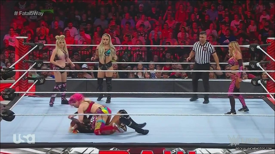 WWE_Monday_Night_Raw_2022_06_20_720p_HDTV_x264-NWCHD_mp4_000703135.jpg