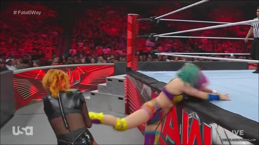 WWE_Monday_Night_Raw_2022_06_20_720p_HDTV_x264-NWCHD_mp4_000848614.jpg