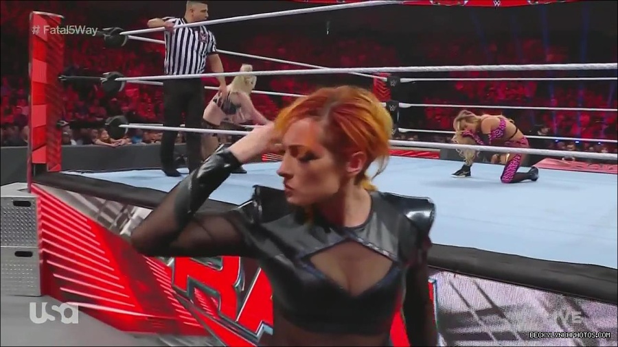 WWE_Monday_Night_Raw_2022_06_20_720p_HDTV_x264-NWCHD_mp4_000851817.jpg