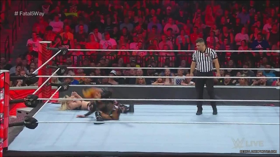 WWE_Monday_Night_Raw_2022_06_20_720p_HDTV_x264-NWCHD_mp4_000874240.jpg