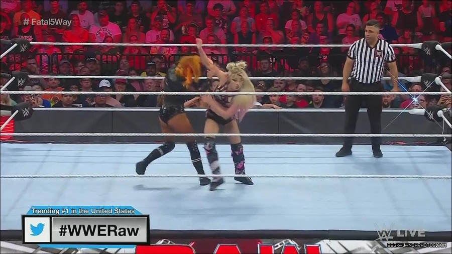 WWE_Monday_Night_Raw_2022_06_20_720p_HDTV_x264-NWCHD_mp4_000880646.jpg