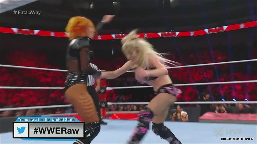WWE_Monday_Night_Raw_2022_06_20_720p_HDTV_x264-NWCHD_mp4_000881847.jpg