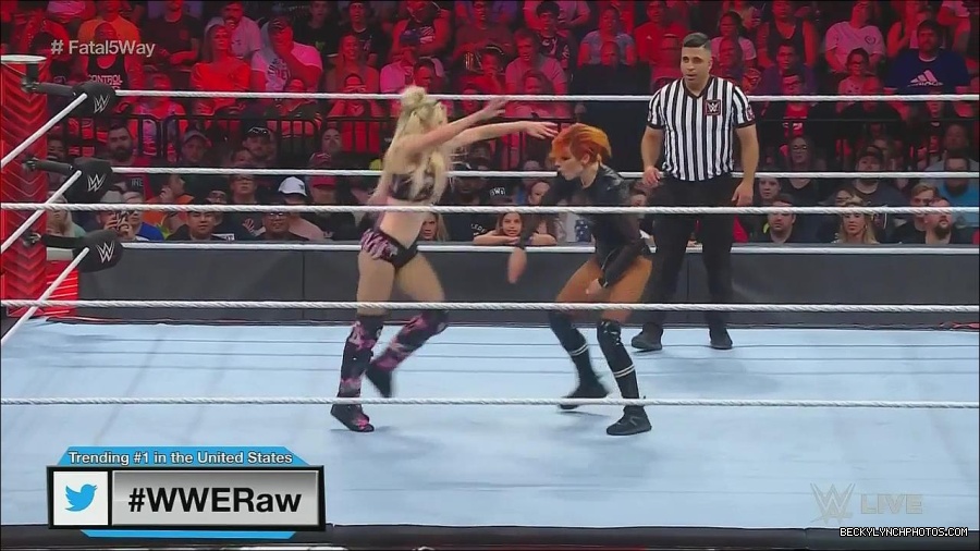 WWE_Monday_Night_Raw_2022_06_20_720p_HDTV_x264-NWCHD_mp4_000886652.jpg