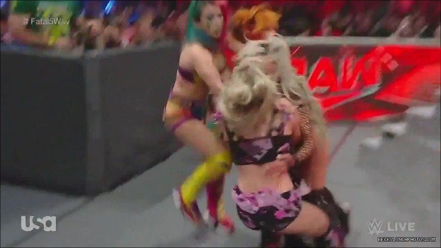 WWE_Monday_Night_Raw_2022_06_20_720p_HDTV_x264-NWCHD_mp4_000961527.jpg