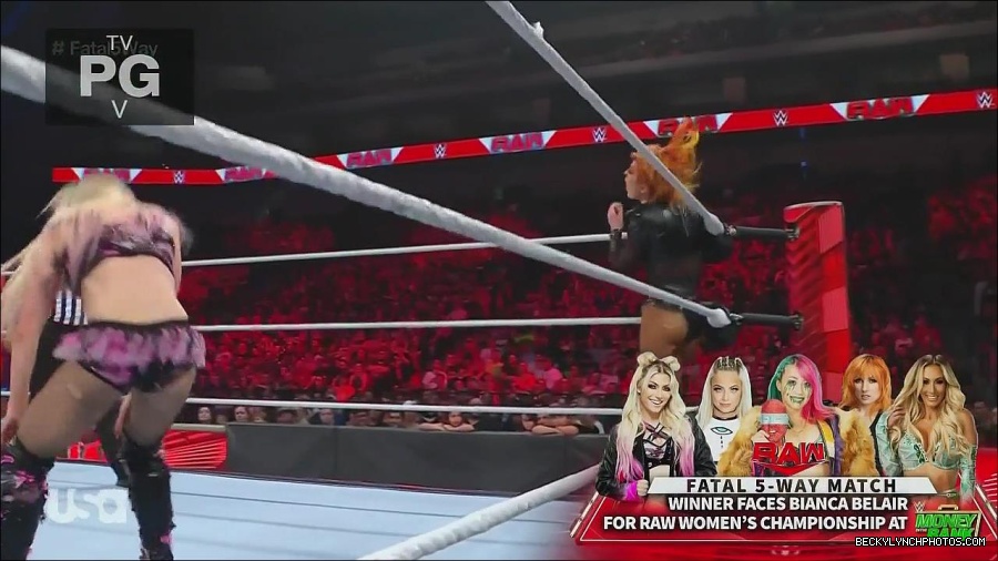 WWE_Monday_Night_Raw_2022_06_20_720p_HDTV_x264-NWCHD_mp4_000974740.jpg