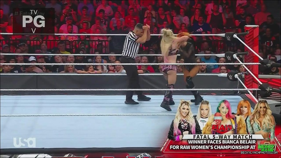WWE_Monday_Night_Raw_2022_06_20_720p_HDTV_x264-NWCHD_mp4_000978744.jpg
