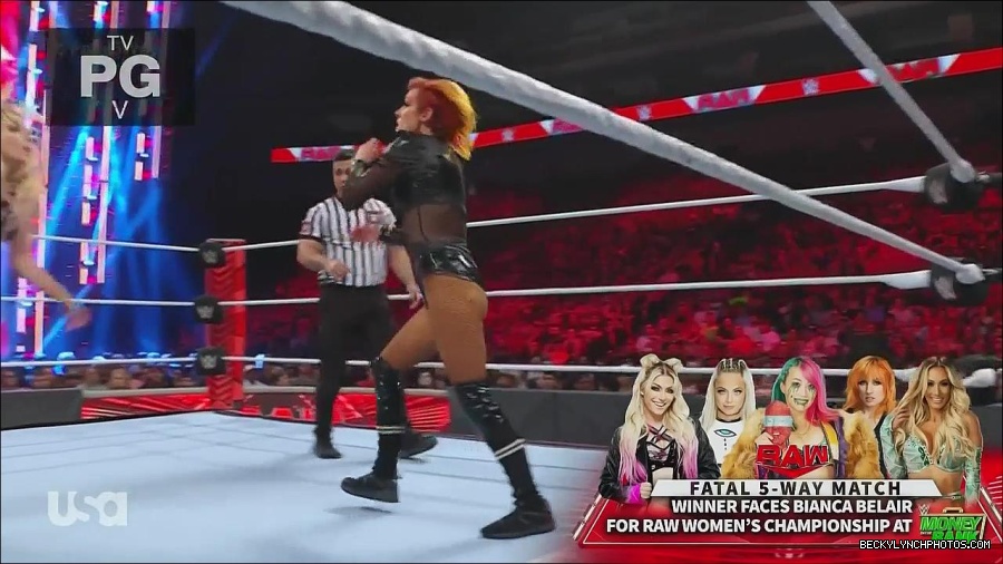 WWE_Monday_Night_Raw_2022_06_20_720p_HDTV_x264-NWCHD_mp4_000979945.jpg