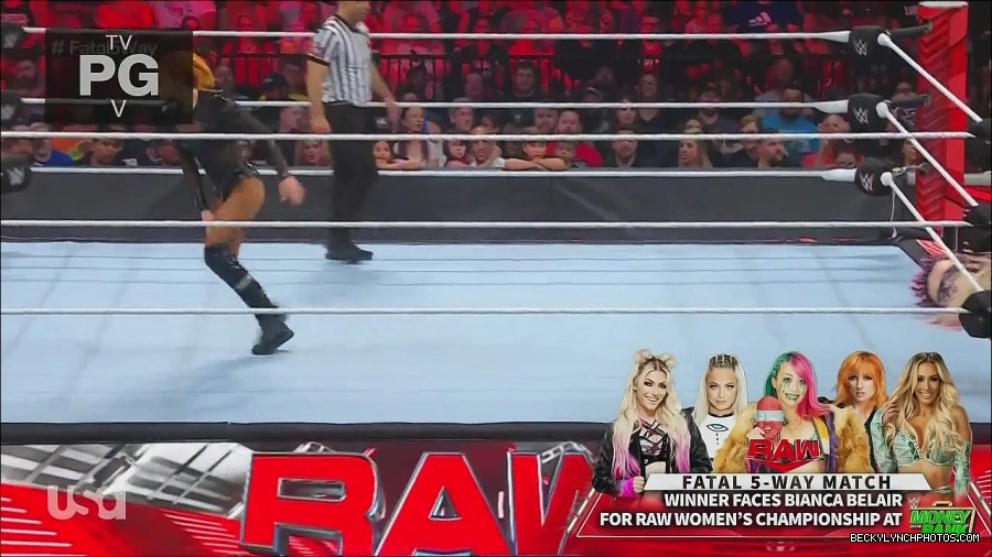 WWE_Monday_Night_Raw_2022_06_20_720p_HDTV_x264-NWCHD_mp4_000983949.jpg