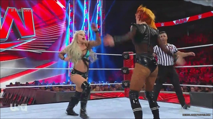 WWE_Monday_Night_Raw_2022_06_20_720p_HDTV_x264-NWCHD_mp4_000990356.jpg