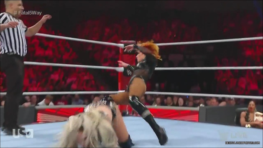 WWE_Monday_Night_Raw_2022_06_20_720p_HDTV_x264-NWCHD_mp4_000991557.jpg