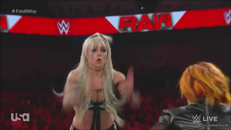 WWE_Monday_Night_Raw_2022_06_20_720p_HDTV_x264-NWCHD_mp4_001003969.jpg