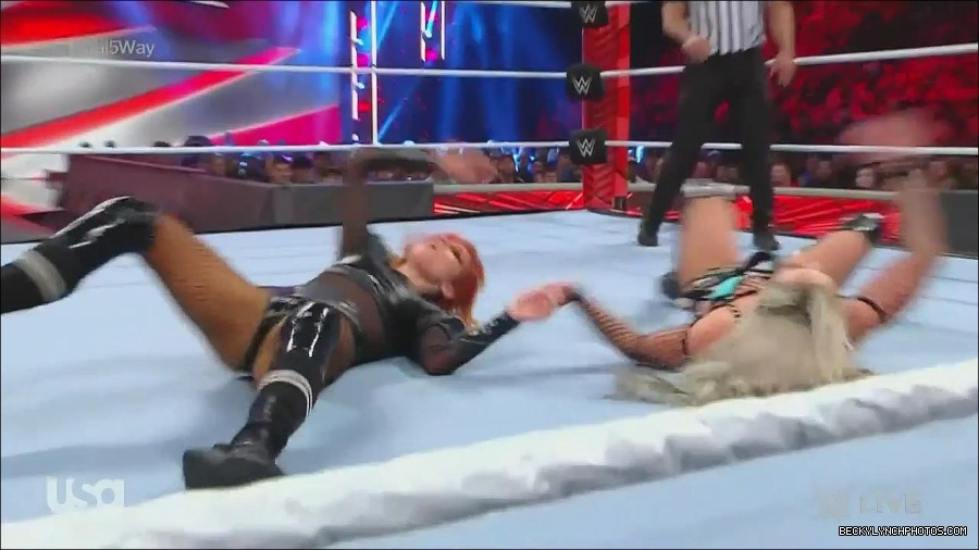 WWE_Monday_Night_Raw_2022_06_20_720p_HDTV_x264-NWCHD_mp4_001012778.jpg