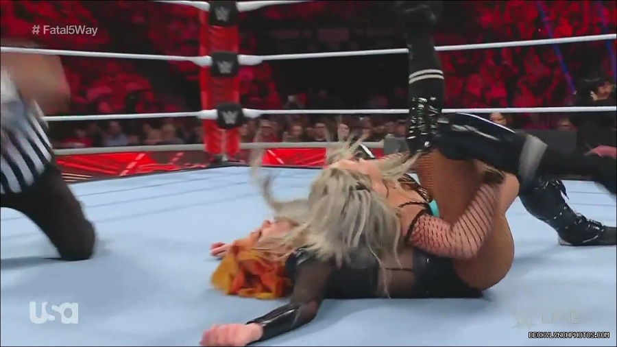 WWE_Monday_Night_Raw_2022_06_20_720p_HDTV_x264-NWCHD_mp4_001015581.jpg