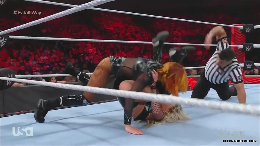 WWE_Monday_Night_Raw_2022_06_20_720p_HDTV_x264-NWCHD_mp4_001036802.jpg