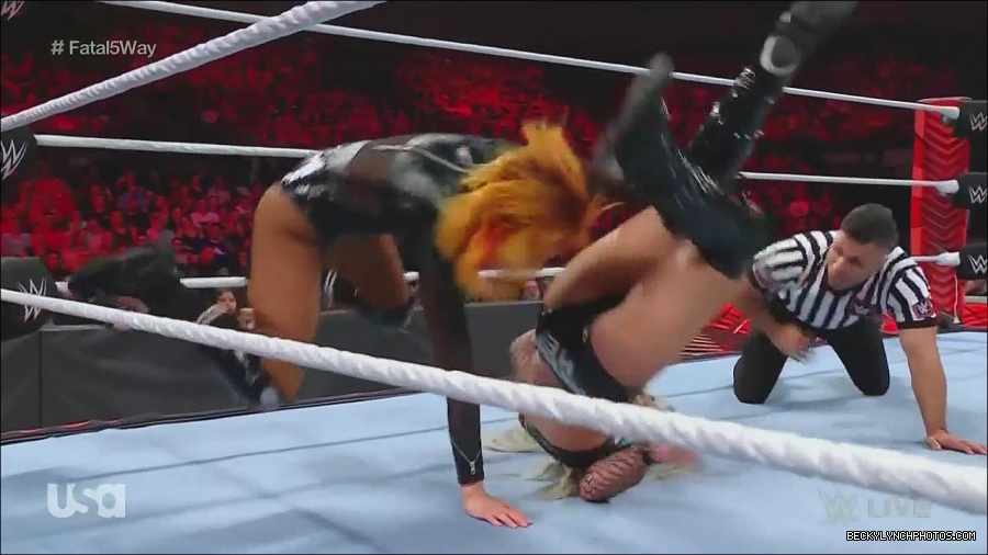 WWE_Monday_Night_Raw_2022_06_20_720p_HDTV_x264-NWCHD_mp4_001037203.jpg