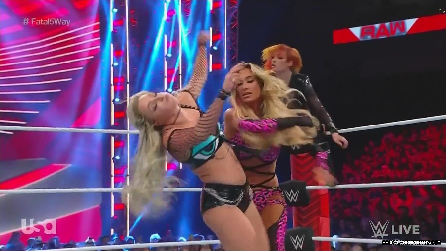 WWE_Monday_Night_Raw_2022_06_20_720p_HDTV_x264-NWCHD_mp4_001045611.jpg