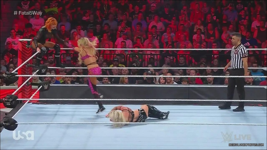 WWE_Monday_Night_Raw_2022_06_20_720p_HDTV_x264-NWCHD_mp4_001048013.jpg