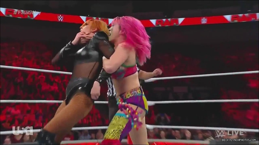 WWE_Monday_Night_Raw_2022_06_20_720p_HDTV_x264-NWCHD_mp4_001119084.jpg
