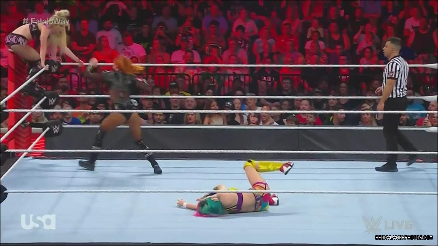 WWE_Monday_Night_Raw_2022_06_20_720p_HDTV_x264-NWCHD_mp4_001129094.jpg
