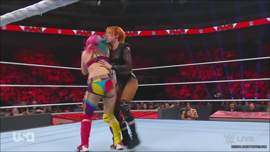 WWE_Monday_Night_Raw_2022_06_20_720p_HDTV_x264-NWCHD_mp4_001140306.jpg