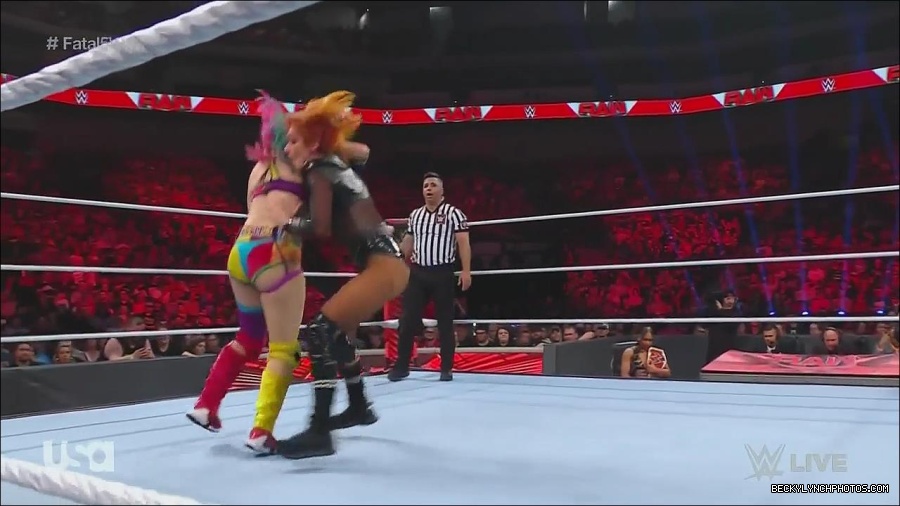 WWE_Monday_Night_Raw_2022_06_20_720p_HDTV_x264-NWCHD_mp4_001140706.jpg
