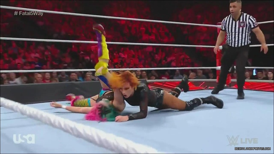 WWE_Monday_Night_Raw_2022_06_20_720p_HDTV_x264-NWCHD_mp4_001142308.jpg