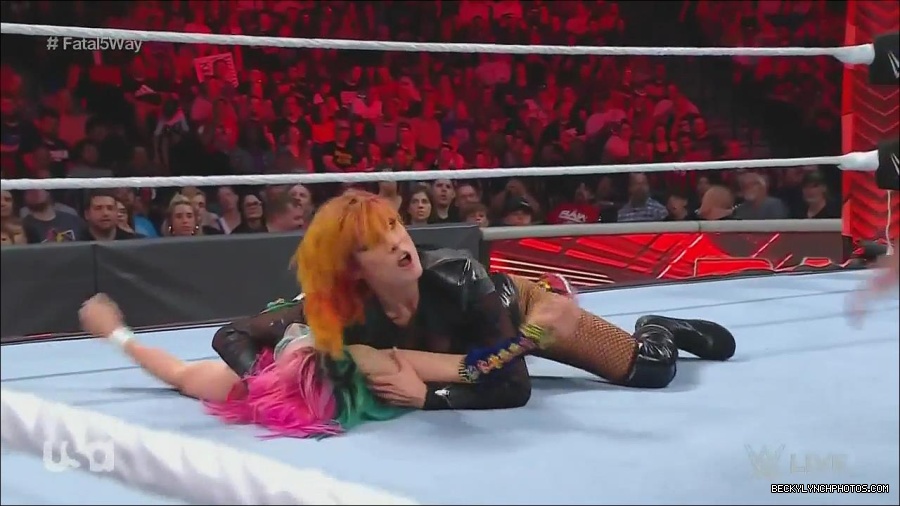 WWE_Monday_Night_Raw_2022_06_20_720p_HDTV_x264-NWCHD_mp4_001143509.jpg